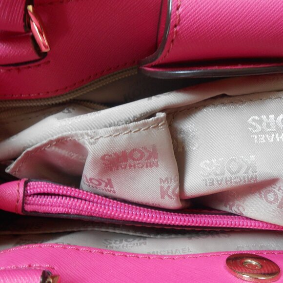 MICHAEL KORS HAILEE SATCHEL-BAG-PURSE-PINK FLORAL-GOLD TRIM - Picture 6 of 10